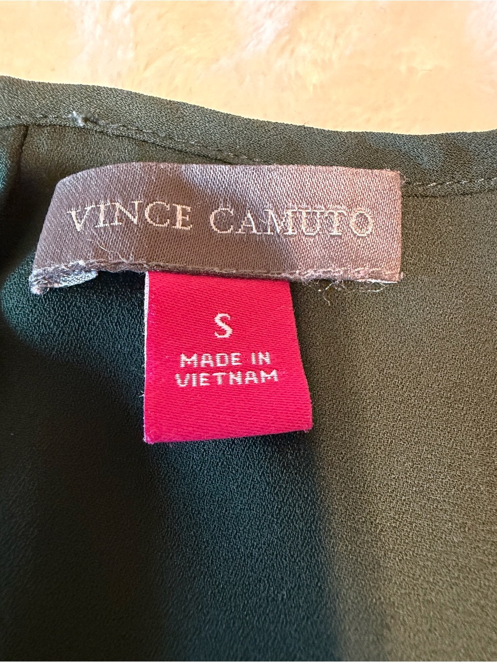 Vince Camuto Forest Green Long Sleeve Blouse - Picture 4 of 7